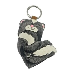New‎ Vintage Hallmark Keychain Key Chain Fabric Skunk Hug Me Up